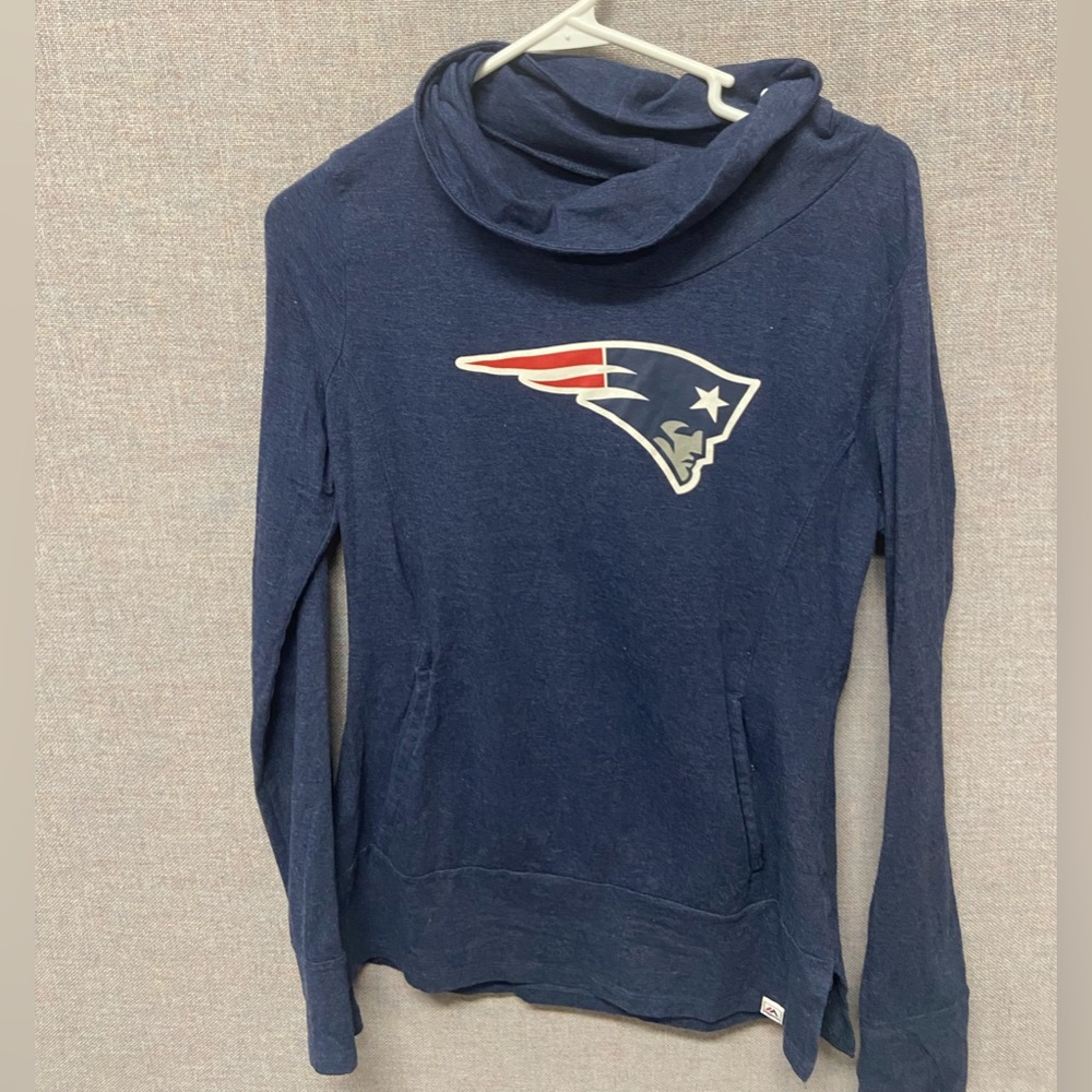 New England Patriots long sleeve, Cowl neck